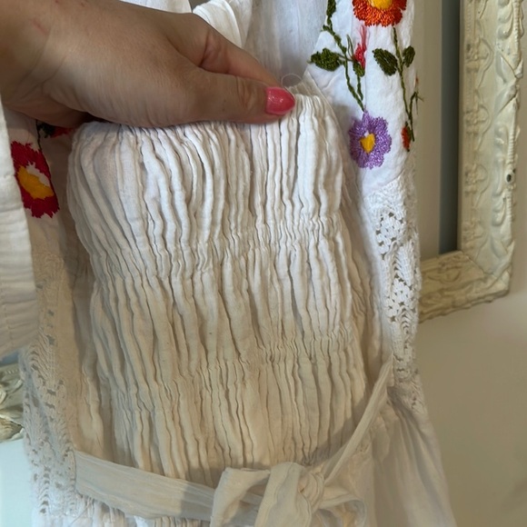 VINTAGE | Halter Mexican Vintage Cotton Gauze Embroidered Dress - Picture 16 of 16